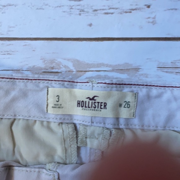 Abercrombie & Fitch Junior light khaki shorts - Picture 3 of 4